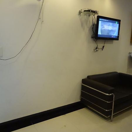 Hotel Siam International Дели Экстерьер фото