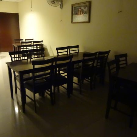 Hotel Siam International Дели Экстерьер фото