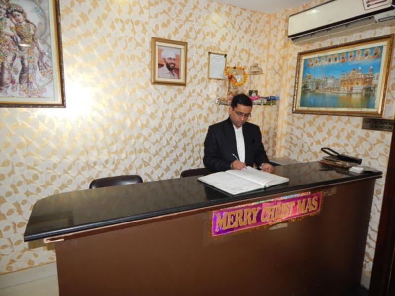 Hotel Siam International Дели Экстерьер фото
