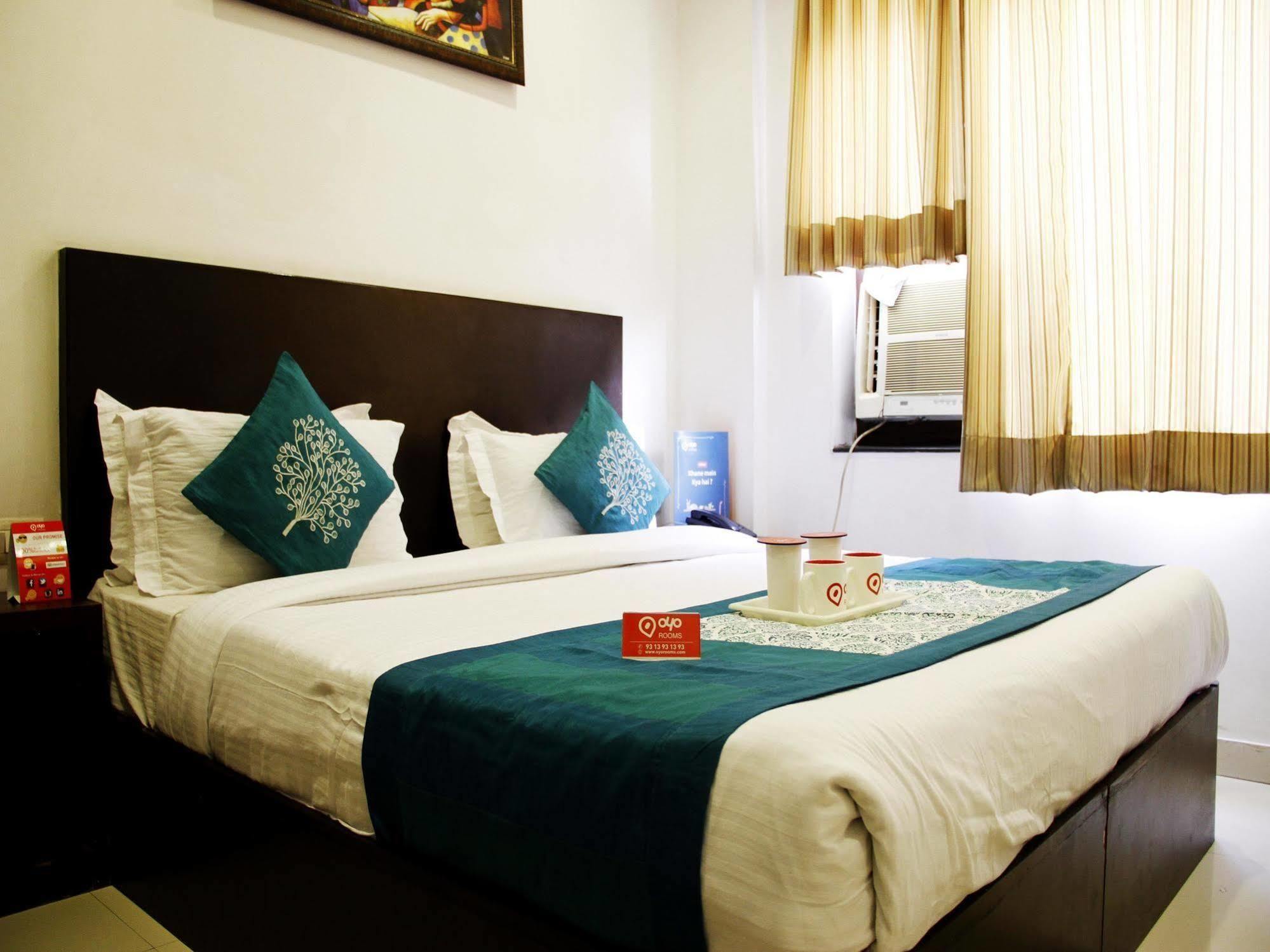 Hotel Siam International Дели Экстерьер фото