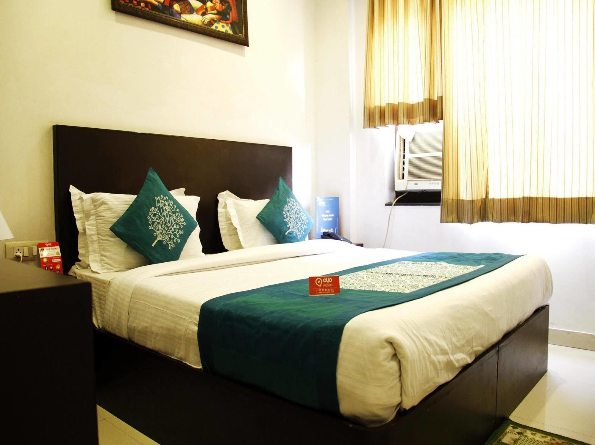 Hotel Siam International Дели Экстерьер фото