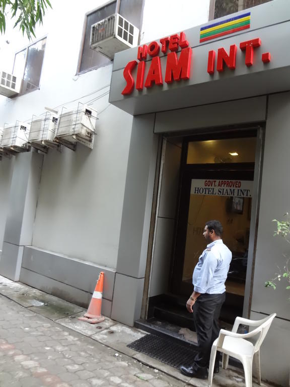 Hotel Siam International Дели Экстерьер фото